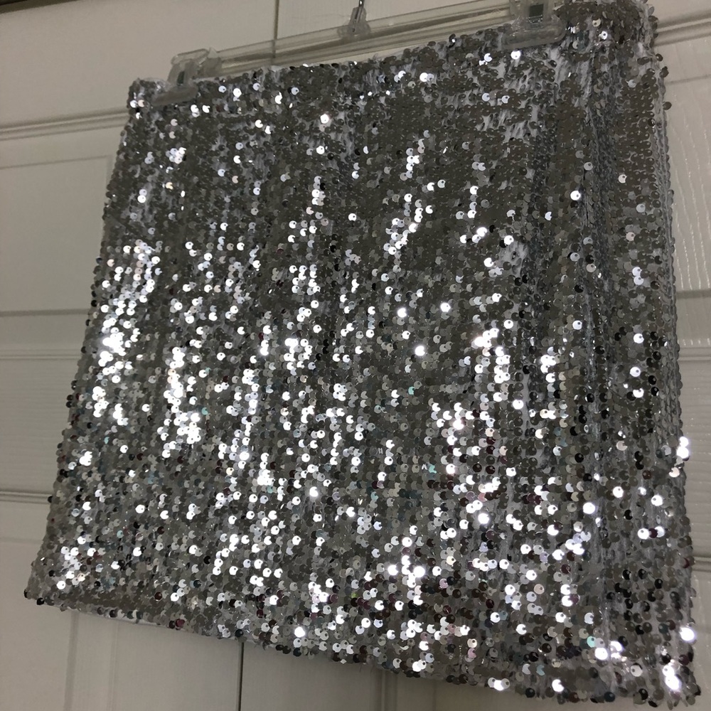 New Shein silver sequins in size large.
